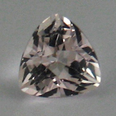 2.30 ct ~ NATURAL RARE MORGANITE ~flawless : STONE NAME :MORGANITE , LOT NO : KZ0125 - 101(5006) , Quantity: 1PCS , WEIGHT CTS : 2.30 CTS , SIZE : 8.6x8.6x6.1 MM . COLOR : PINK , SHAPE : TRILLION, CLARITY : VVS , ORIGIN : BRAZIL , LUSTER : MARVE