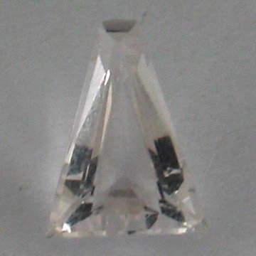 2.55 ct ~ NATURAL RARE MORGANITE ~flawless: STONE NAME :MORGANITE , LOT NO : KZ0125 - 51(7707) , Quantity: 1PCS , WEIGHT CTS : 2.55 CTS , SIZE :8.9x11.8x5.4 MM . COLOR : PINK , SHAPE : trillion , CLARITY : VVS , ORIGIN : BRAZIL , LUSTER : MARVE