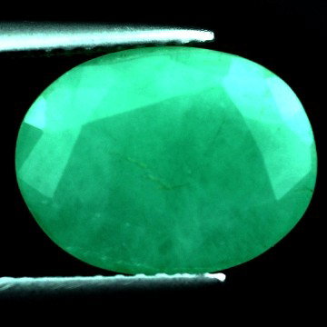 5.42 CTS~Rich Green NATURAL Emerald: STONE NAME : EMERALD LOT NO : EM- 7899, Quantity: 1PCS , WEIGHT CTS :5.42 CTS , SIZE : 12.6x9.6x6.6 MM , COLOR : GREEN , SHAPE : OVAL , ORIGIN : COLOMBIA , LUSTER : MARVELOUS , HARDNESS : 7.5 , TREATM