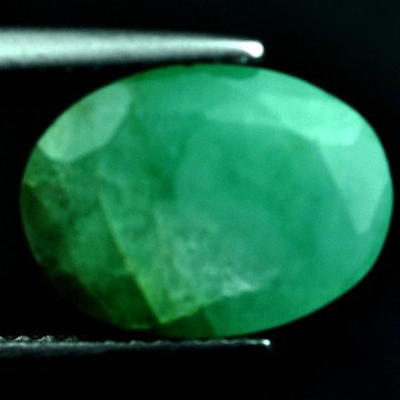 4.40 CTS~Rich Green NATURAL Emerald: STONE NAME : EMERALD LOT NO : EM- 7928, Quantity: 1PCS , WEIGHT CTS :4.40 CTS , SIZE : 12x8.9x5.4 MM , COLOR : GREEN , SHAPE : OVAL , ORIGIN : COLOMBIA , LUSTER : MARVELOUS , HARDNESS : 7.5 , TREATMEN