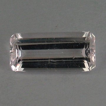2.97ct ~ NATURAL RARE MORGANITE ~flawless: STONE NAME :MORGANITE , LOT NO : KZ0125 - 51(7634) , Quantity: 1PCS , WEIGHT CTS : 2.97 CTS , SIZE : 6.1x13.5x4.5 MM . COLOR : PINK , SHAPE : cushion , CLARITY : VVS , ORIGIN : BRAZIL , LUSTER : MARVE