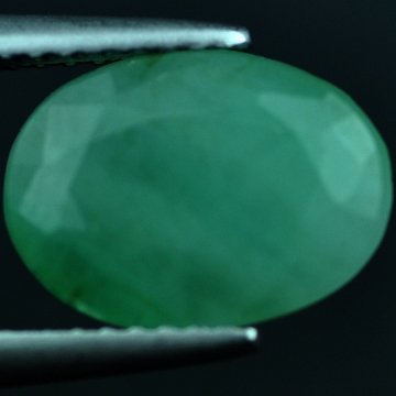 3.39 CTS~Rich Green NATURAL Emerald: STONE NAME : EMERALD LOT NO : EM- 7514 , Quantity: 1PCS , WEIGHT CTS : 3.39 CTS , SIZE : 11.3X8.4X5.7 MM , COLOR : GREEN , SHAPE : OVAL , ORIGIN : COLOMBIA , LUSTER : MARVELOUS , HARDNESS : 7.5 , TREA