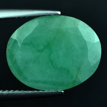 5.57 CTS~Rich Green NATURAL Emerald: STONE NAME : EMERALD LOT NO : EM- 7559 , Quantity: 1PCS , WEIGHT CTS : 5.57 CTS , SIZE : 15.1X12X3.9 MM , COLOR : GREEN , SHAPE : OVAL , ORIGIN : COLOMBIA , LUSTER : MARVELOUS , HARDNESS : 7.5 , TREAT