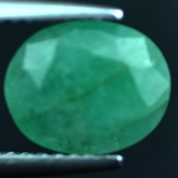 2.39 CTS~Rich Green NATURAL Emerald: STONE NAME : EMERALD LOT NO : EM- 7697, Quantity: 1PCS , WEIGHT CTS : 2.39 CTS , SIZE : 9.7x7.9x5 MM , COLOR : GREEN , SHAPE : OVAL , ORIGIN : COLOMBIA , LUSTER : MARVELOUS , HARDNESS : 7.5 , TREATMEN