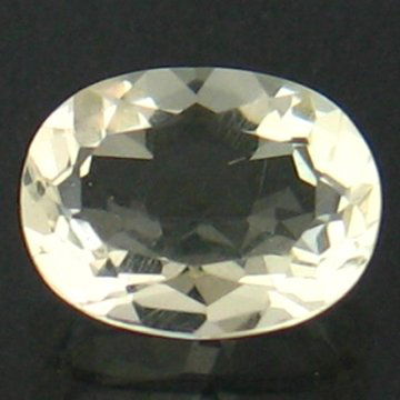 1.11CTS~Natural Labradorite: STONE NAME : LABADORITE LOT NO : LB0031-493(7746) Quantity: 1PCS , WEIGHT CTS : 1.11/CTS , SIZE : 8.1X6.1X3.7 MM . COLOR : YELLOW , SHAPE : OVAL, CLARITY : IF , ORIGIN : CONGO , LUSTER : MARVELOUS , H