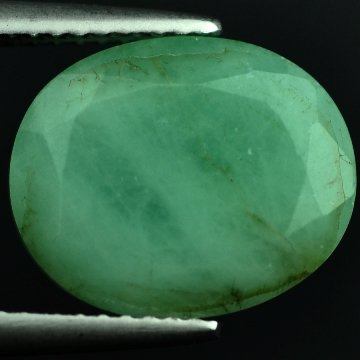 6.50 CTS~Rich Green NATURAL Emerald: STONE NAME : EMERALD LOT NO : EM- 7764, Quantity: 1PCS , WEIGHT CTS : 6.50 CTS , SIZE : 13x10.6x5.9 MM , COLOR : GREEN , SHAPE : OVAL , ORIGIN : COLOMBIA , LUSTER : MARVELOUS , HARDNESS : 7.5 , TREATM