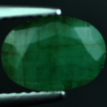 1.83 CTS~Rich Green NATURAL Emerald: STONE NAME : EMERALD LOT NO : EM- 7779, Quantity: 1PCS , WEIGHT CTS :1.83 CTS , SIZE : 9.4x6.7x4.1 MM , COLOR : GREEN , SHAPE : OVAL , ORIGIN : COLOMBIA , LUSTER : MARVELOUS , HARDNESS : 7.5 , TREATME