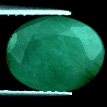 2.94 CTS~Rich Green NATURAL Emerald: STONE NAME : EMERALD LOT NO : EM- 7839, Quantity: 1PCS , WEIGHT CTS :2.94 CTS , SIZE : 10.8x8.5x4.4 MM , COLOR : GREEN , SHAPE : OVAL , ORIGIN : COLOMBIA , LUSTER : MARVELOUS , HARDNESS : 7.5 , TREATM