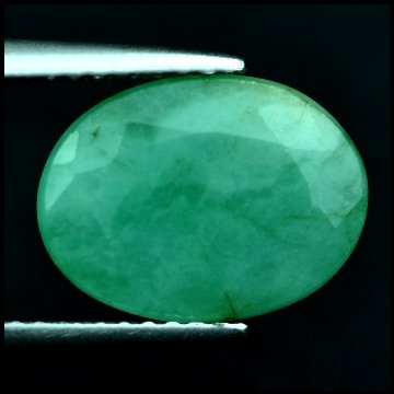 4.14 CTS~Rich Green NATURAL Emerald: STONE NAME : EMERALD LOT NO : EM- 7887, Quantity: 1PCS , WEIGHT CTS :4.14 CTS , SIZE : 11.9x8.9x5.5 MM , COLOR : GREEN , SHAPE : OVAL , ORIGIN : COLOMBIA , LUSTER : MARVELOUS , HARDNESS : 7.5 , TREATM