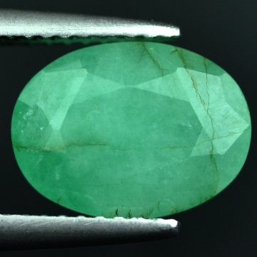 3.22 CTS~Rich Green NATURAL Emerald: STONE NAME : EMERALD LOT NO : EM- 4313 , Quantity: 1PCS , WEIGHT CTS : 3.22 CTS , SIZE : 11X8.2X4.9 MM , COLOR : GREEN , SHAPE : OVAL , ORIGIN : COLOMBIA , LUSTER : MARVELOUS , HARDNESS : 7.5 , TREATM