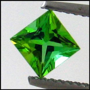 0.70 ct NATURAL GREEN TOURMALINE ~FLAWLES: STONE NAME : Mozambiq Tourmaline , LOT NO : GT 1 - (1071), Quantity: 1PCS , WEIGHT CTS : 0.70 CTS , SIZE : 5.1X3.5MM. COLOR : GREEN , CLARITY : IF , SHAPE : OCTAGON , ORIGIN : AFRICA , LUSTER : MARVEL