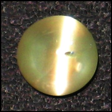 1.00cts~Natural sharp eye Chrysoberyl Cats eye: STONE NAME : Chrysoberyl Cat's eye ,LOT NO : CE496-20 (1712) ,Quantity: 1PCS ,WEIGHT CTS : 1.00CTS ,SIZE : 6.4 X 5.5 X 3.7 MM ,COLOR : COLOR CHANGE ,SHAPE : OVAL ,CLARITY : VVS ,ORIGIN : INDIA ,LUSTER