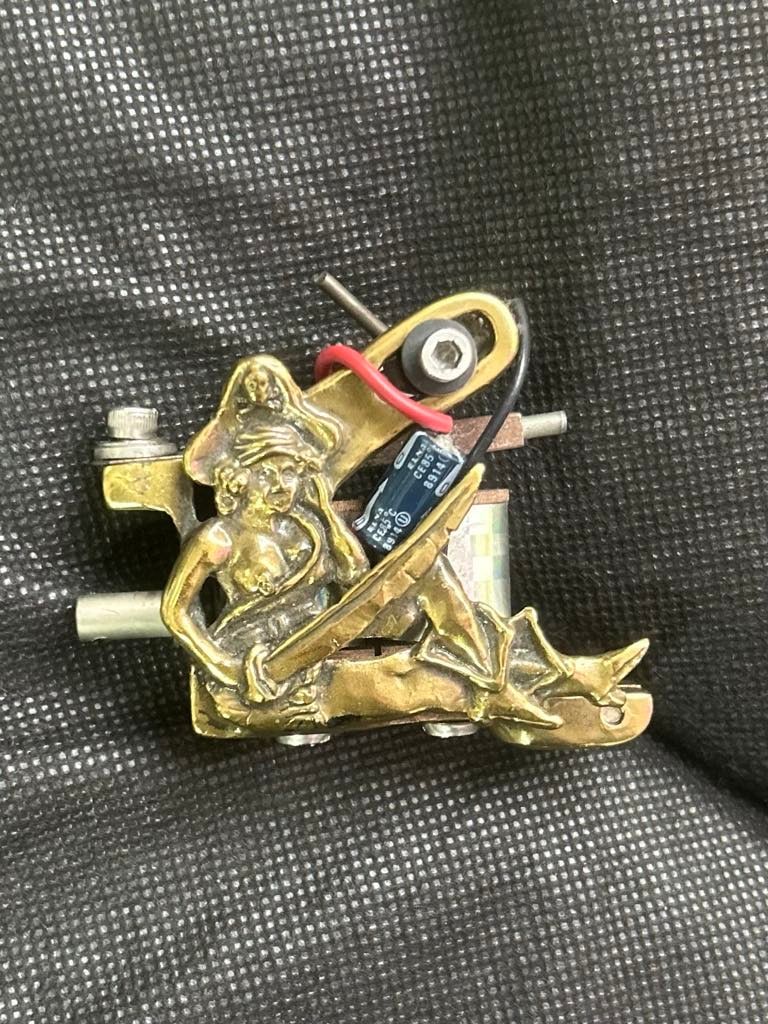 Jerry Rieger Brass Tattoo Machine Pirate Girl: Jerry Rieger Brass Tattoo Machine Pirate Girl| Item Location:USA