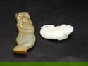 Lot of 2 Chinese Nephrite Jade Carved Hu Man Pendant and Toad Statue