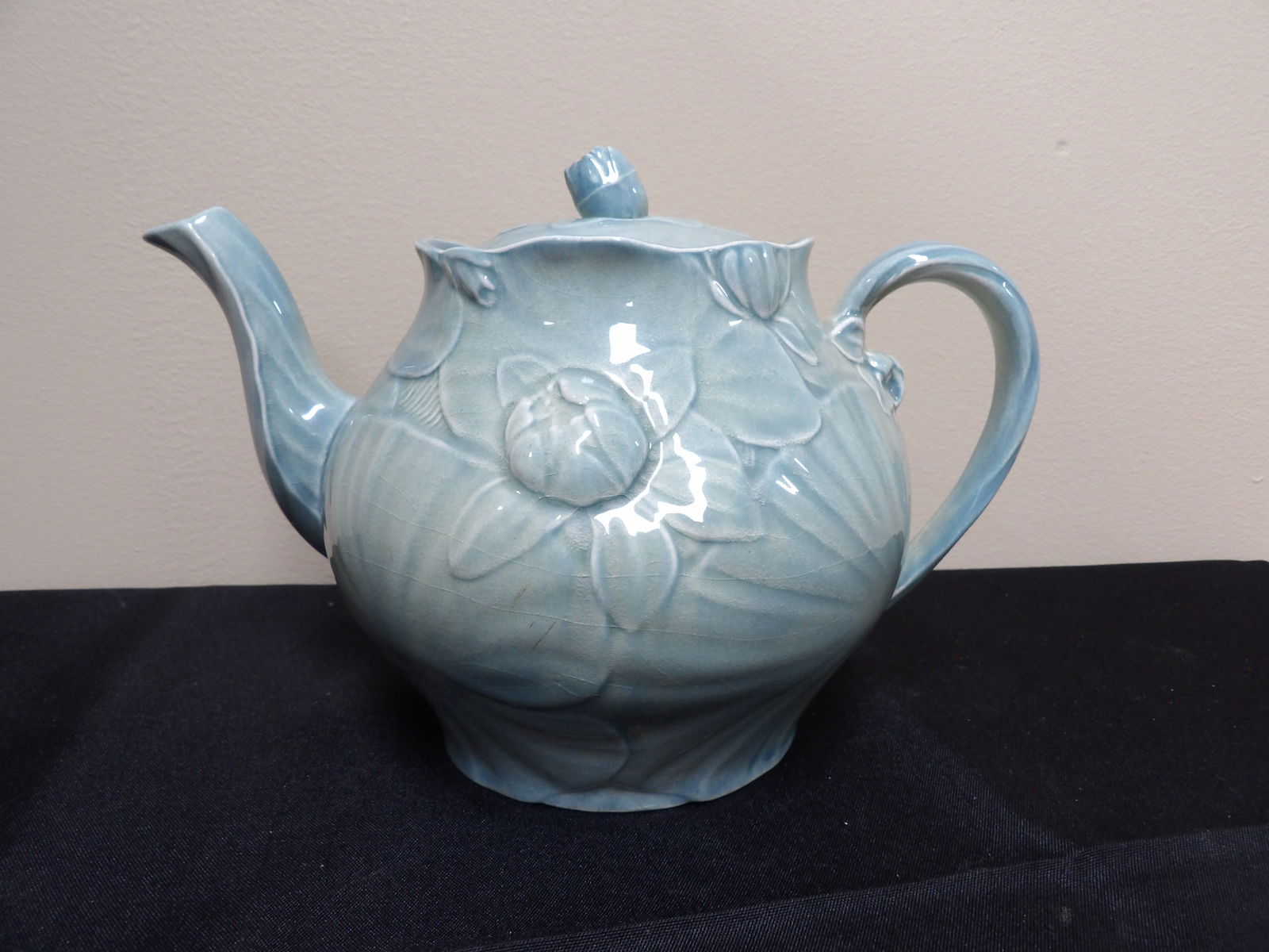 Rare Made In England Large Porcelain Working Musical Teapot (1 of 6)