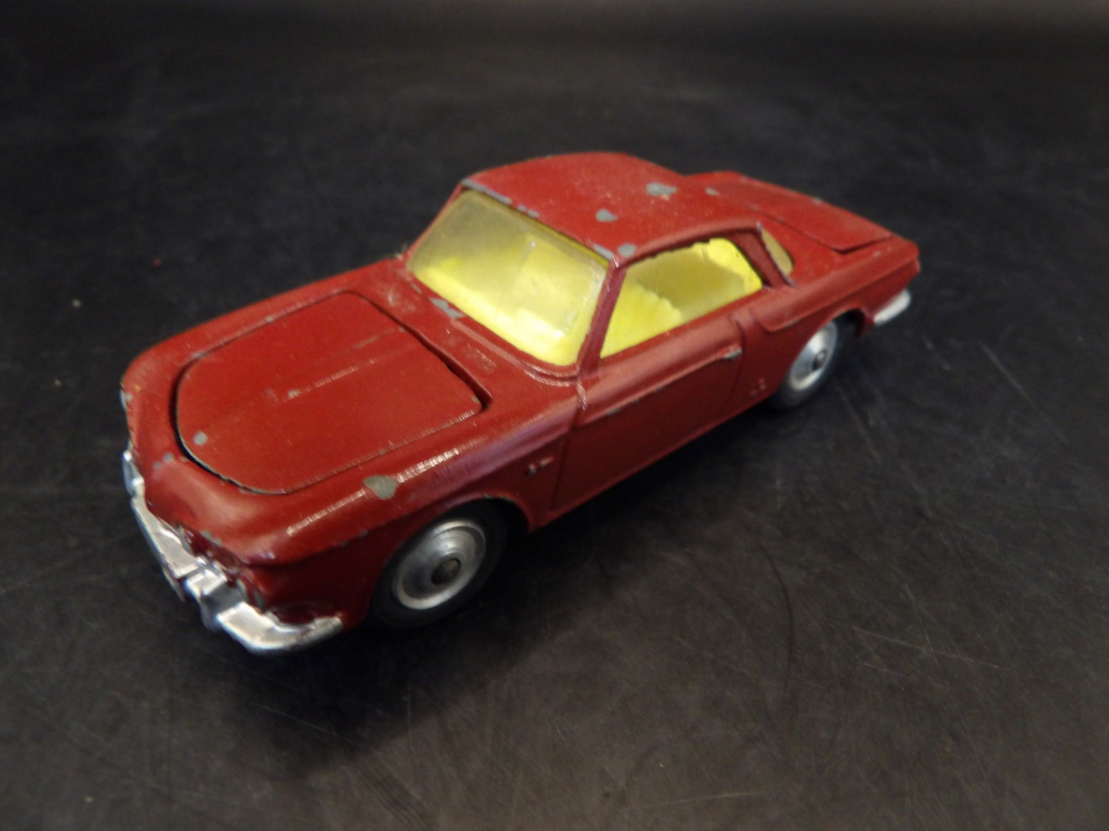 VW 1500 Karmann Ghia Made In GT Britain (1 of 5)