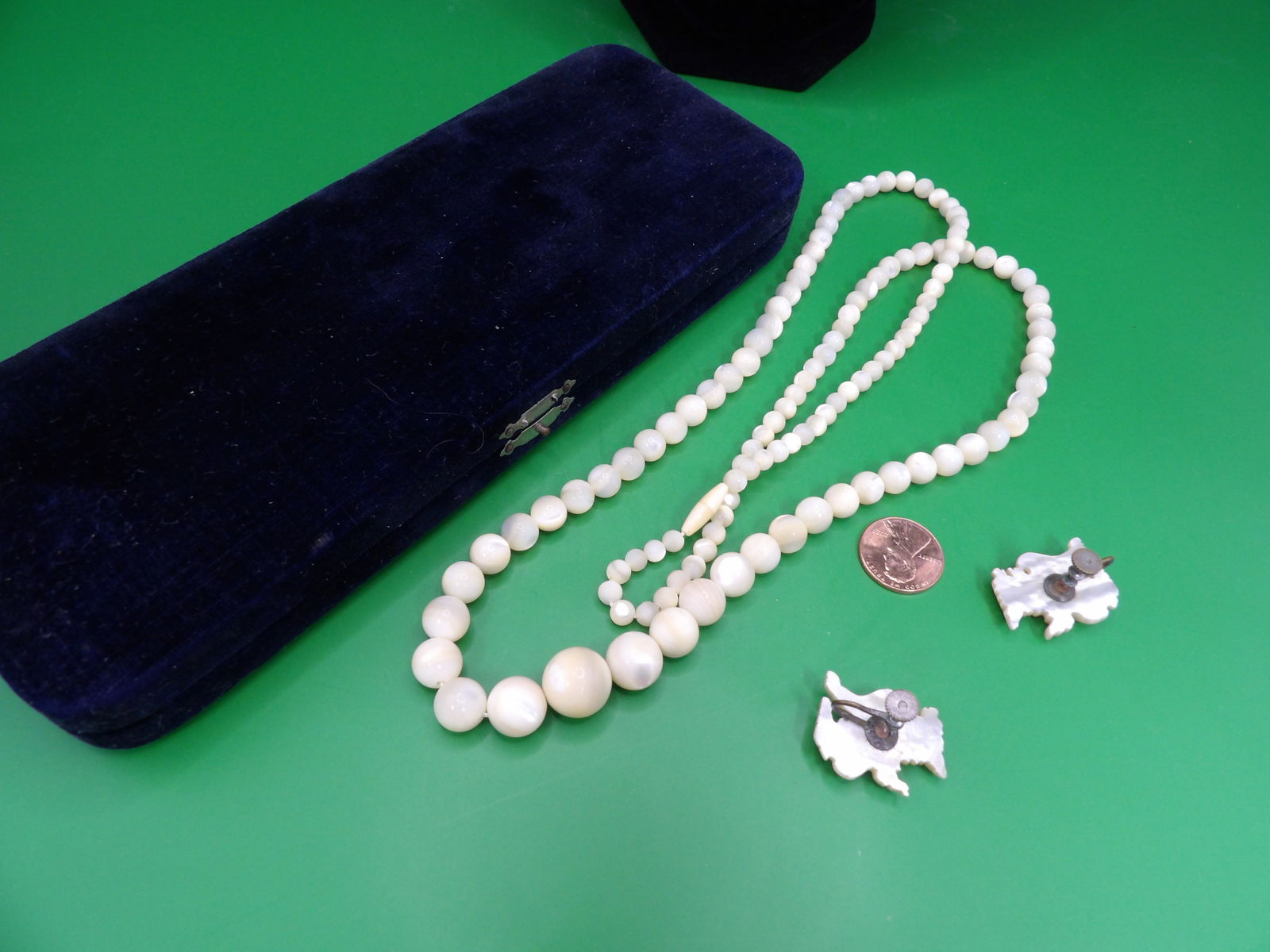 Chinese mother of pearl fine carved foo dog clip earrings and beaded 28 inches long necklace (1 of 6)