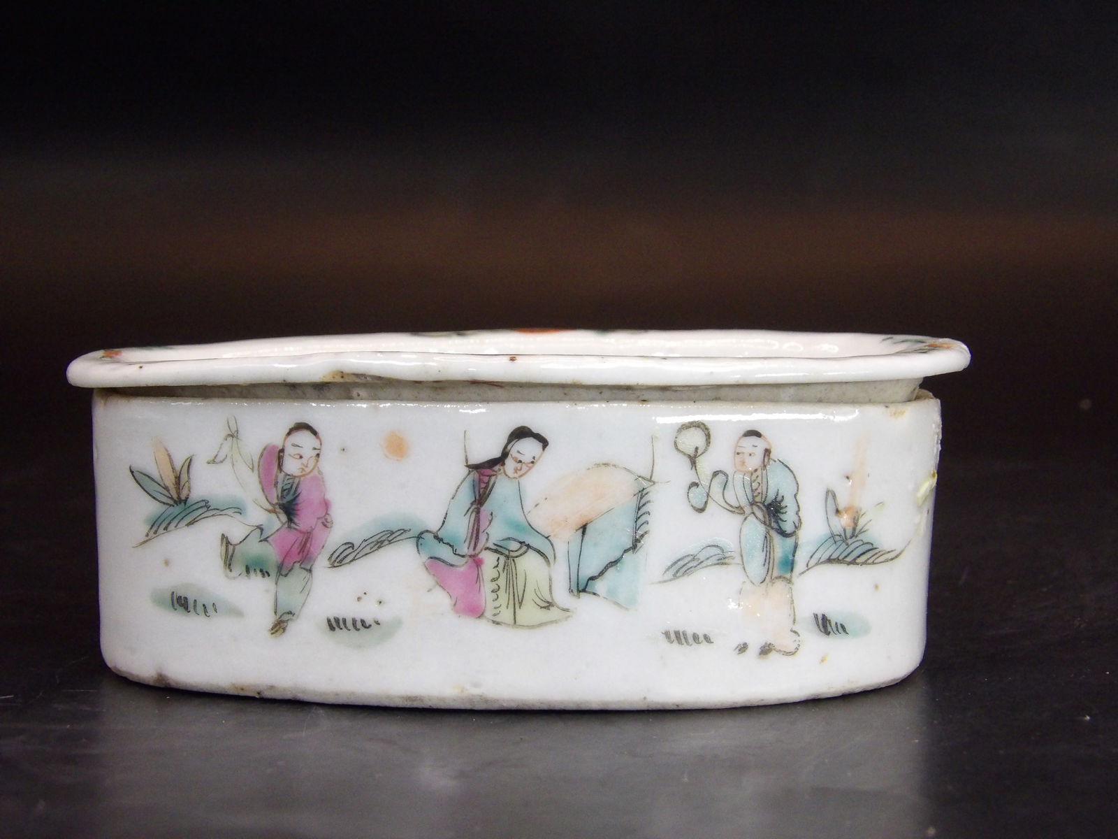 Antique Chinese Hand Painted Porcelain Cricket Box (1 of 8)
