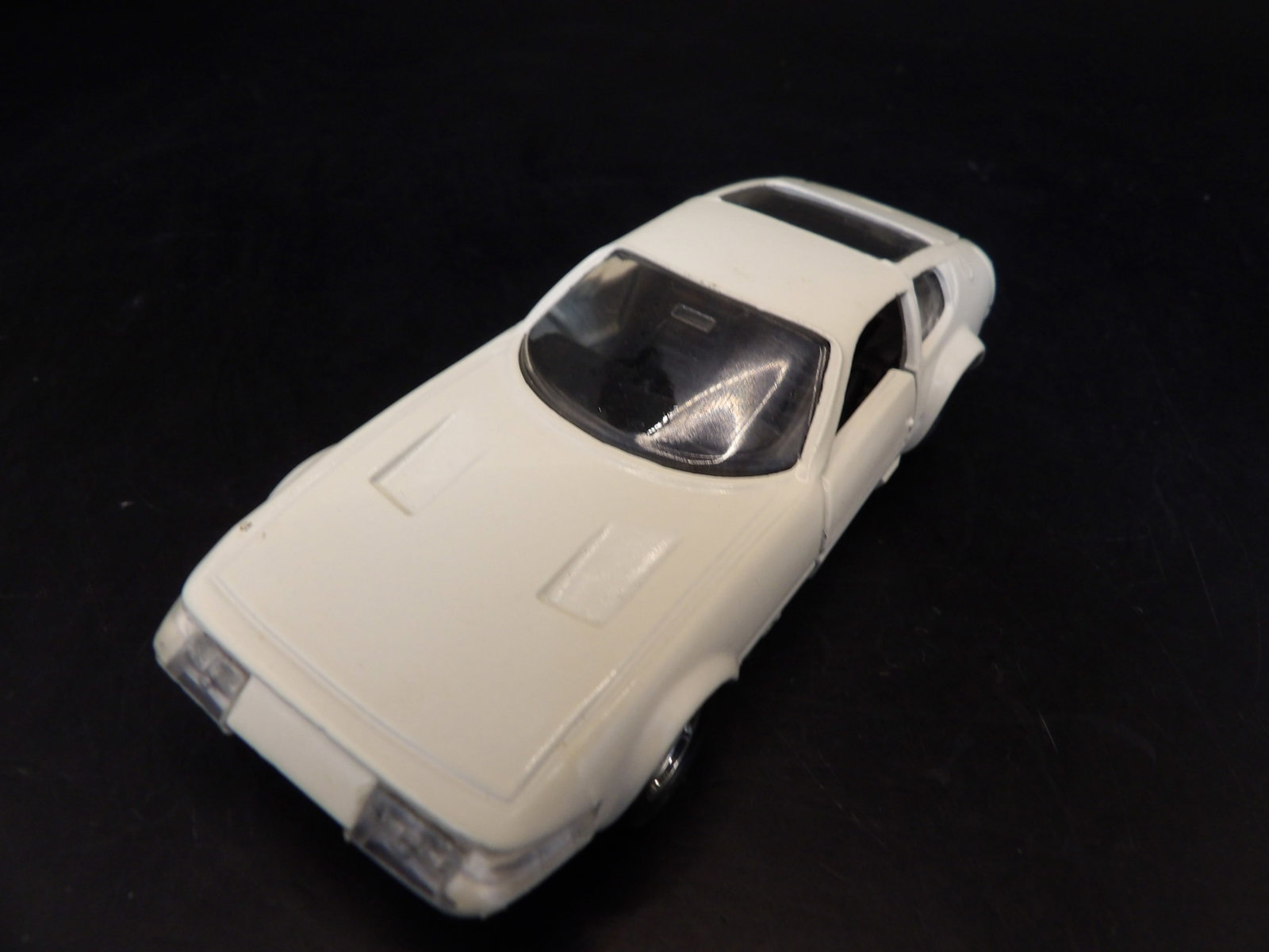 Ferrari Made In France: 4 inches length.