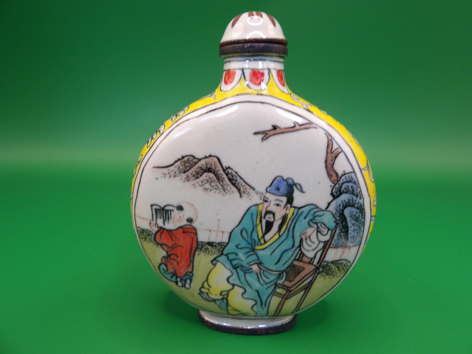 Chinese antique Qing dynasty Qianlong mark hand painted copper enamel snuff bottle (1 of 7)