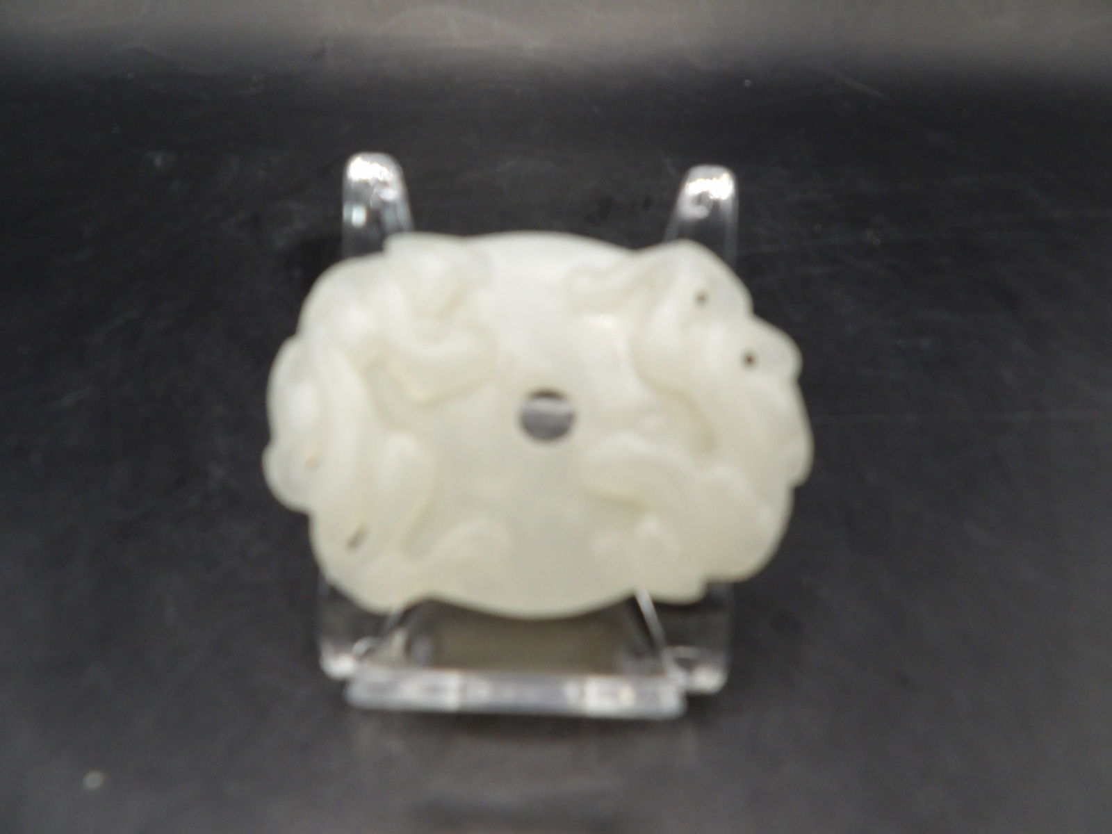 Chinese jade carved Chilong Bi: 2.2 inches length. 27 grams.