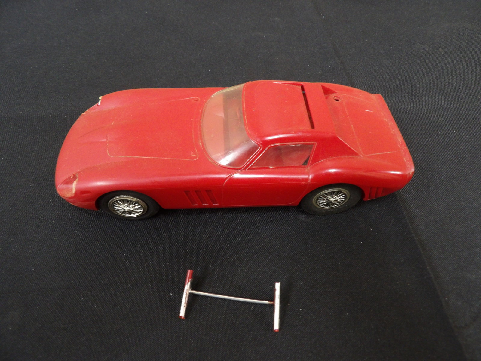 K & B Mfg Corp red slot car: 6.8 inches length. Untested.