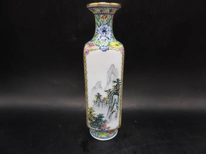 Chinese fine hand painted eggshell porcelain vase sign Qing dynasty Qianlong mark: 6.8 inches height.