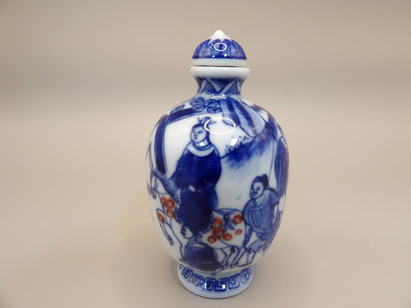 Chinese blue white red glazed porcelain snuff bottle with Qing dynasty Guangxu mark (1 of 7)