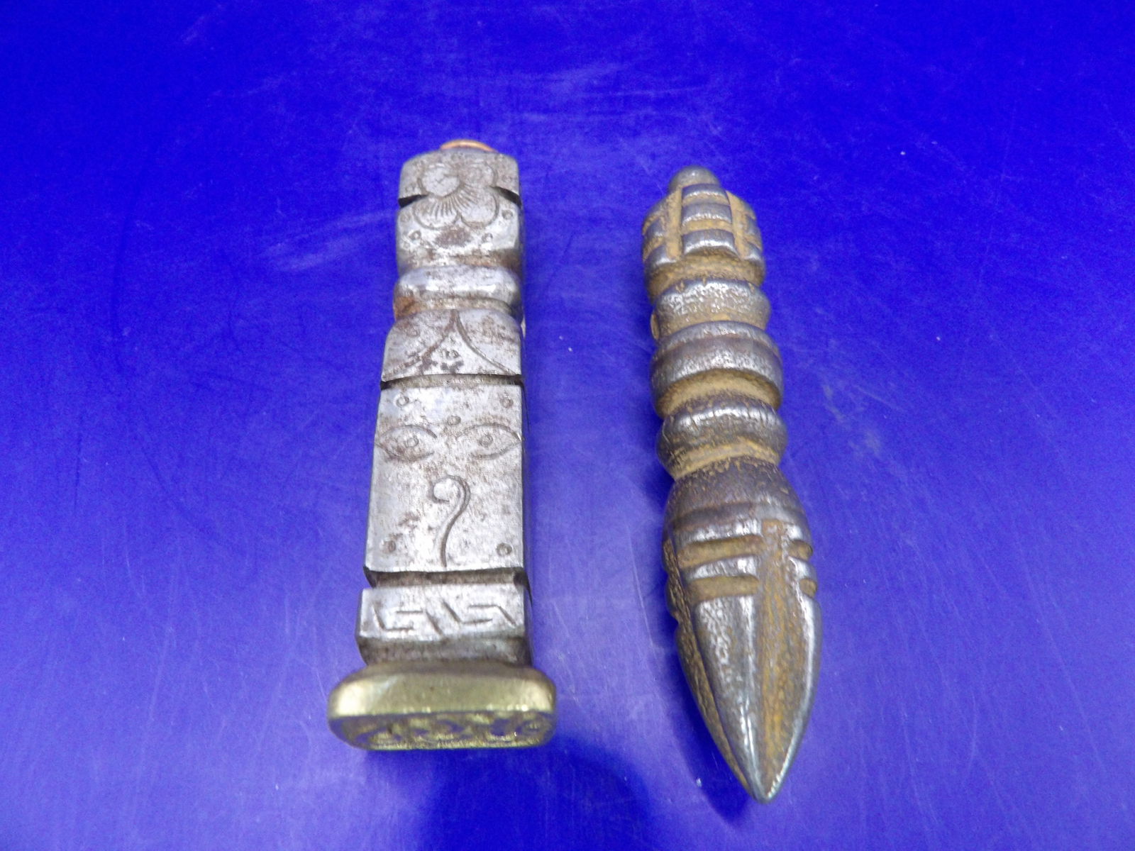 lot of 2 Tibetan meteorite stone carved pendant and stamp seal (1 of 9)