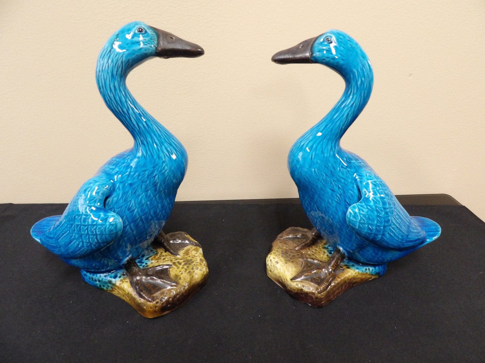 Lot of 2 antique Chinese turquoise glazed porcelain duck statue Republic Era (1 of 5)