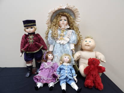 Lot of 6 porcelain dolls, cabbage patch doll and teddy bear: The tallest one is 16 inches height. 4 porcelain dolls, one cabbage patch doll and one teddy bear.