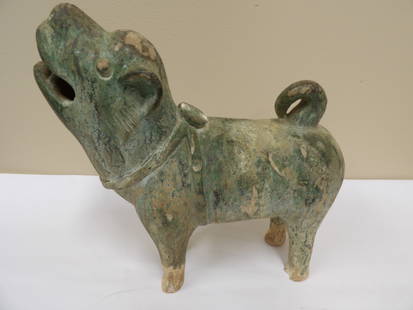 rare Chinese Han dynasty pottery pig statue: 9 inches length.