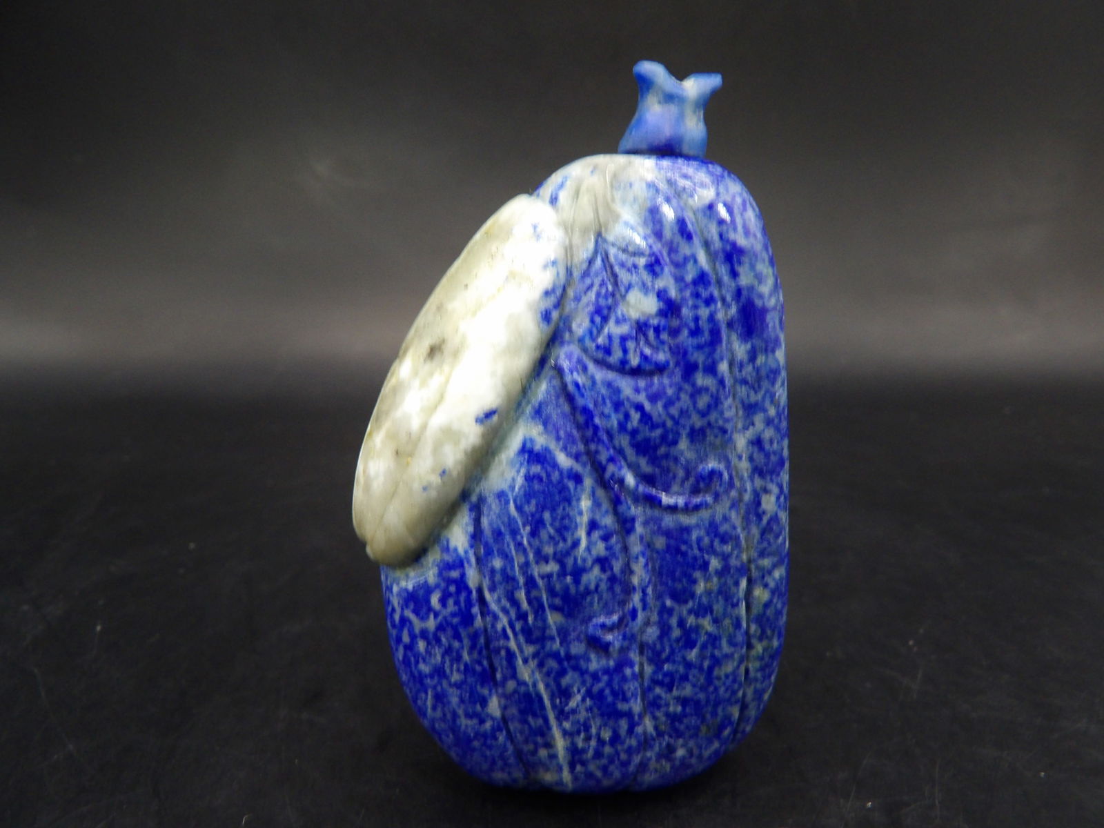 Chinese carved lapis lazuli snuff bottle melon shaped (1 of 5)