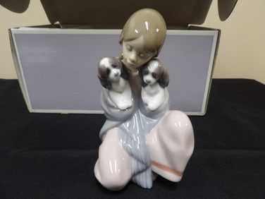 Lladro #6226 Snuggle Up girl with 2 puppy dogs with original box