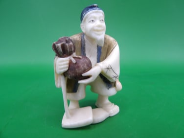 very fine antique Japanese carved netsuke