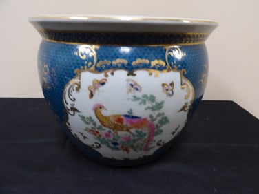 Chinese porcelain fine hand painted pot or jardiniere with 3 panels of birds and flowers