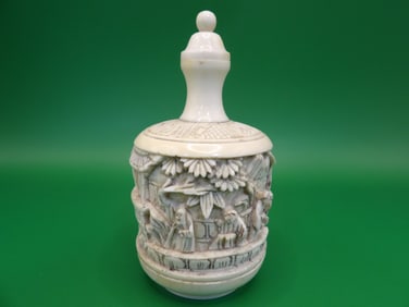 rare Chinese antique natural material carved large snuff bottle signed Qianlong - No Export