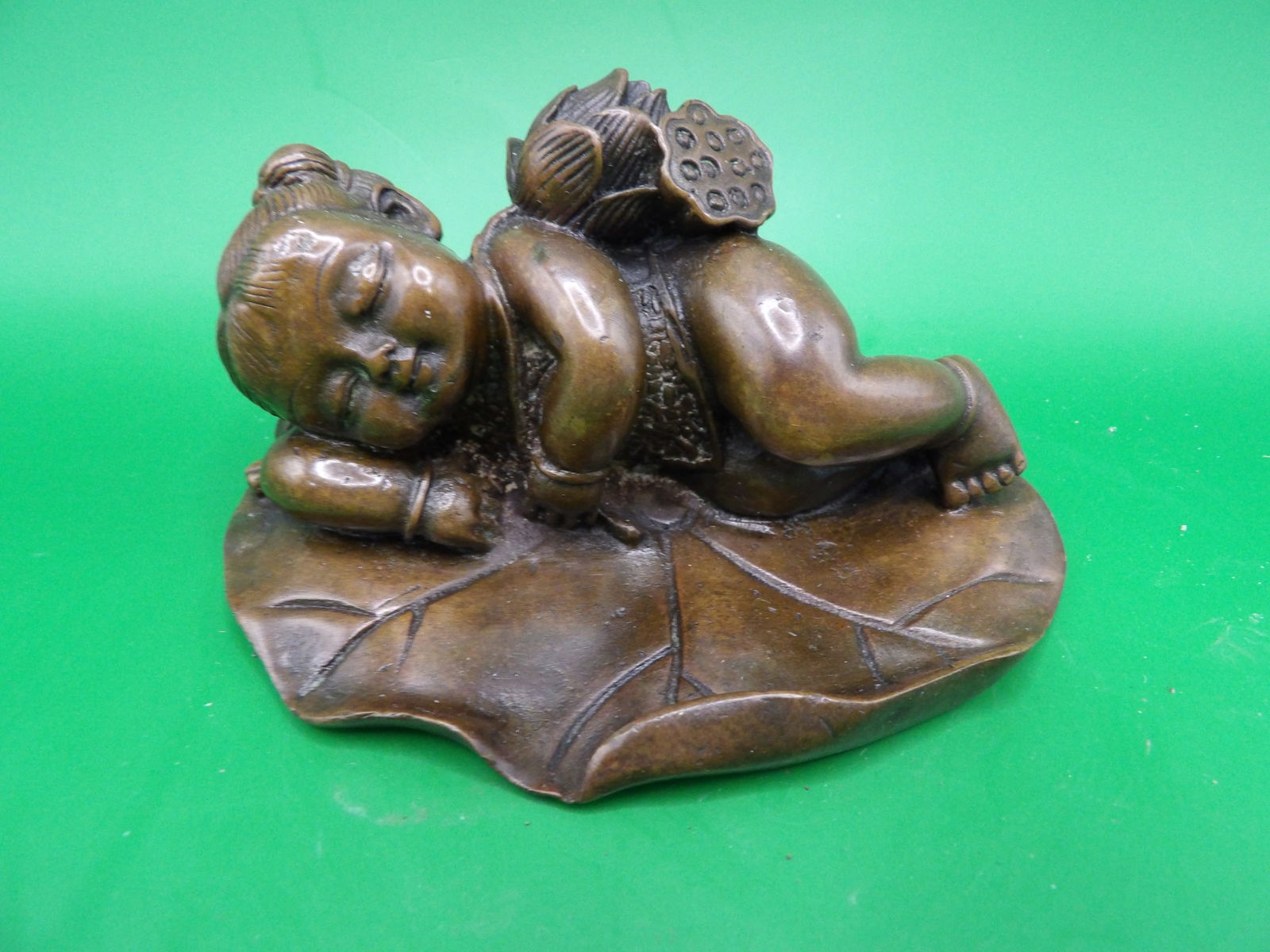 Vintage Chinese bronze statue a girl lying on lotus leaf (1 of 4)