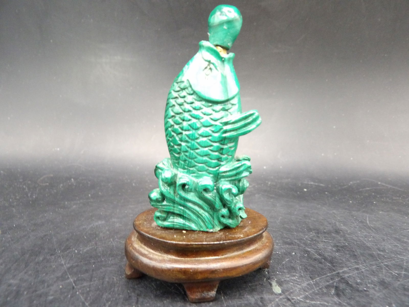 antique Chinese carved malachite fish shaped snuff bottle with custom wood base: 3 inches height including custom wood base.