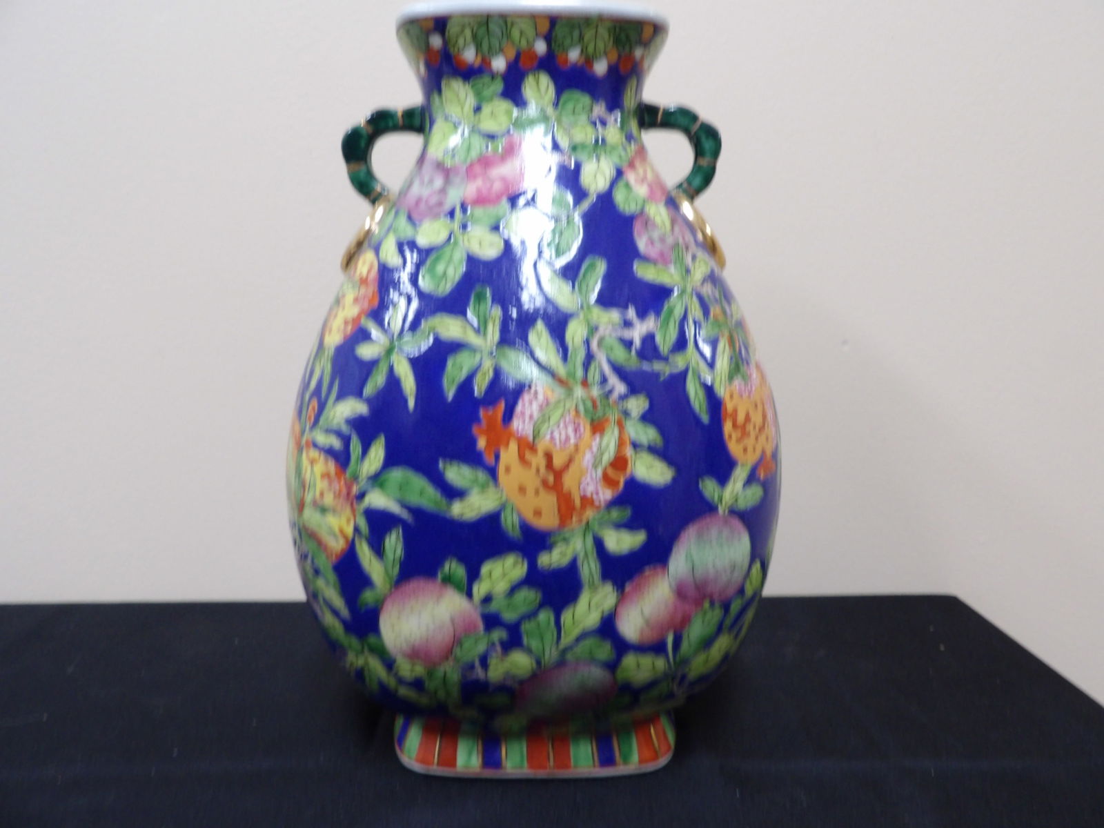 Chinese porcelain vase with peach decoration and ears: 12.2 inches height.