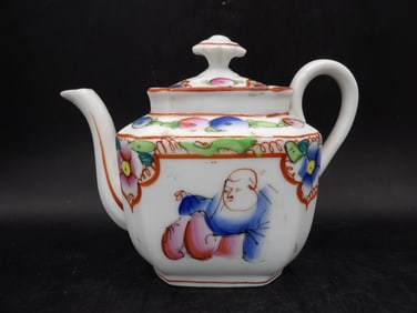 Antique Chinese hand painted porcelain teapot dated 1870