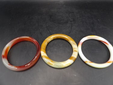lot of 3 Chinese carved agate bracelet bangles