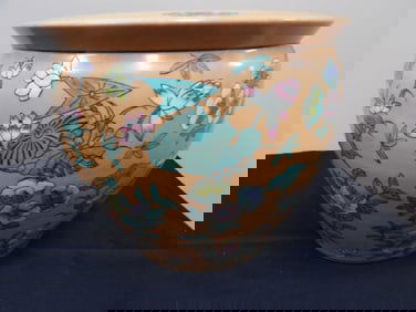 Chinese porcelain fish bowl or jardinieres with Qing dynasty Jiajing mark