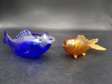 Qing dynasty Chinese lot of 2 gold speckled and blue glass fish shaped snuff bottles