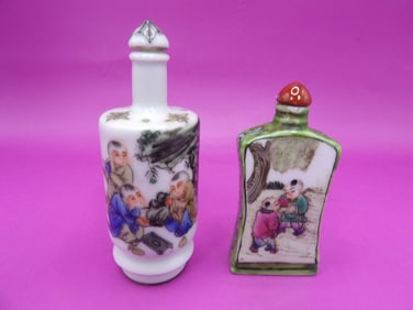 lot of 2 Chinese porcelain snuff bottles with children playing scenes