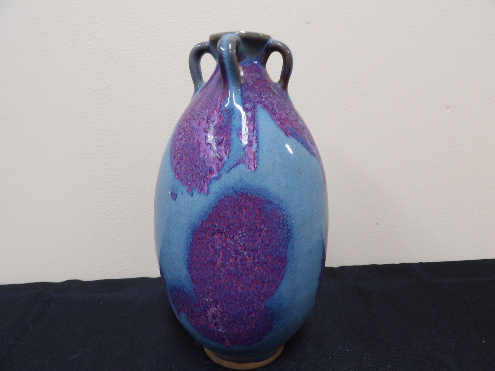 Chinese Jun kiln porcelain jar vessel (1 of 5)