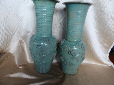 Rare lot of 2 antique Chinese porcelain floor vase with all around raised Chilong motif