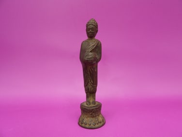 Antique Southeast Asia bronze buddha statue