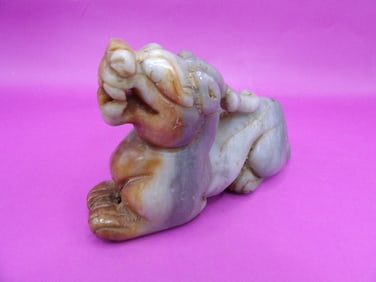 Chinese jade beast carving
