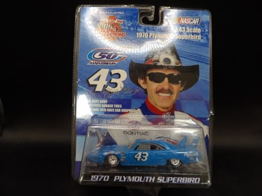 Racing Champions 1970 Plymouth Superbird driven by Richard Petty unopened